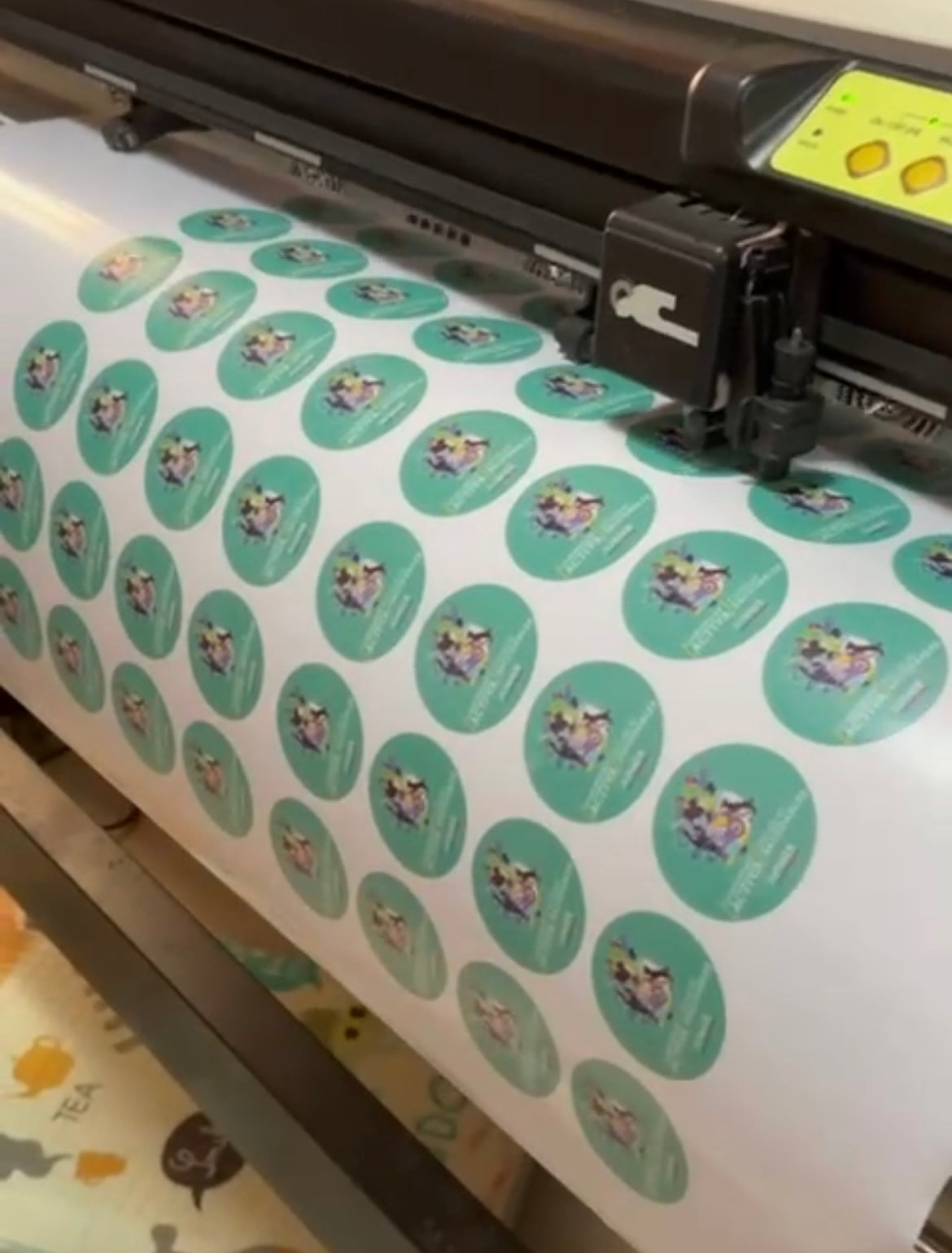 Sticker adhesivo redondo 5x5  blanco o transparente